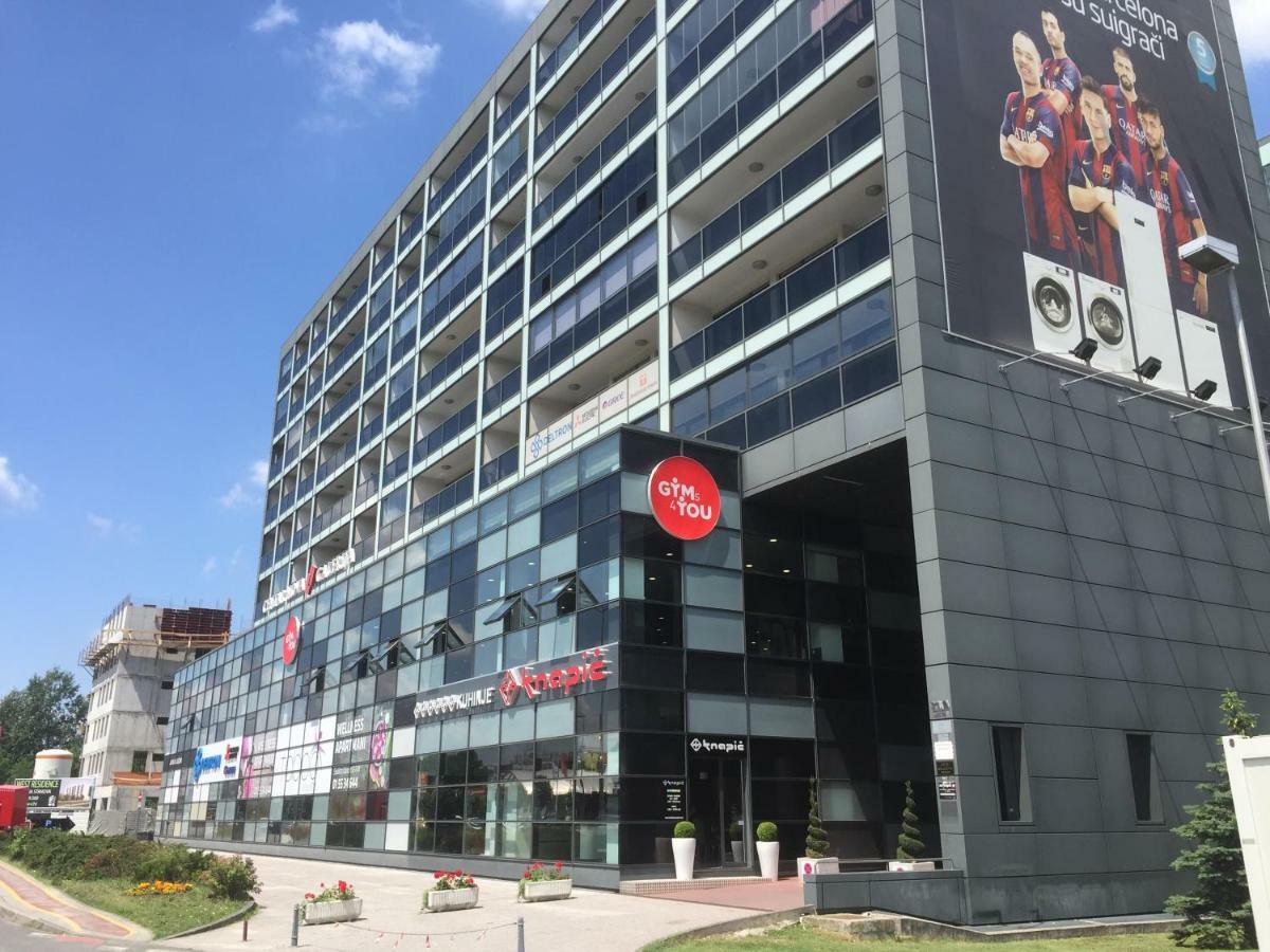 Nova Galerija Ema- Parking In Garage Apartment Zagreb Exterior photo